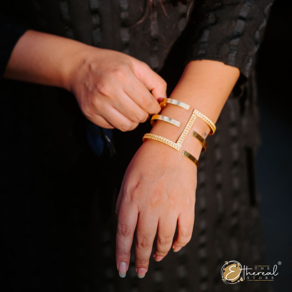 Cleo Cuff