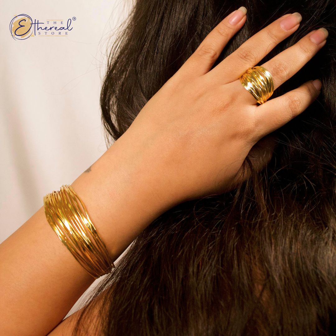 Chunky Streak Arm Cuff