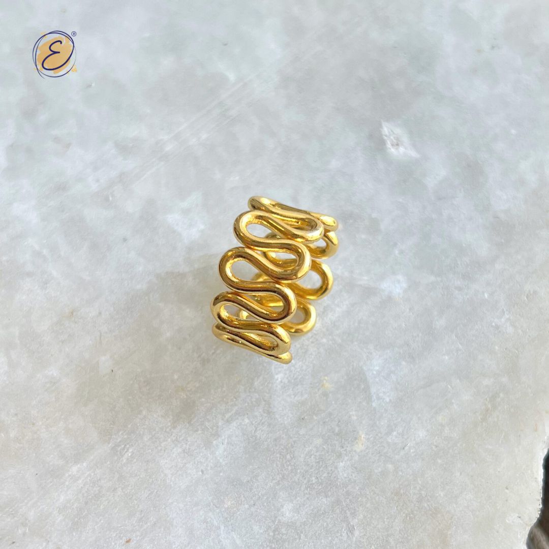 curly gold riing