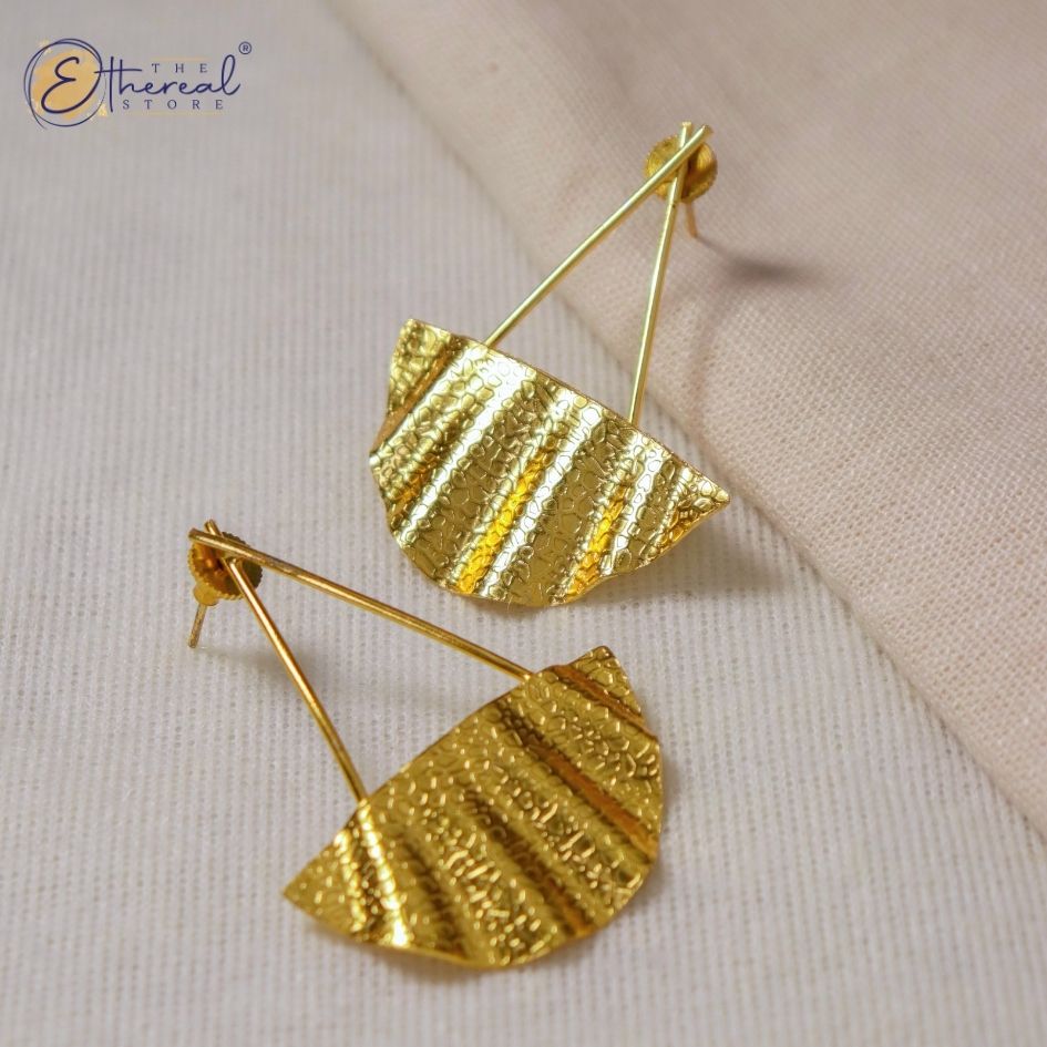 Gold Crinkle Danglers