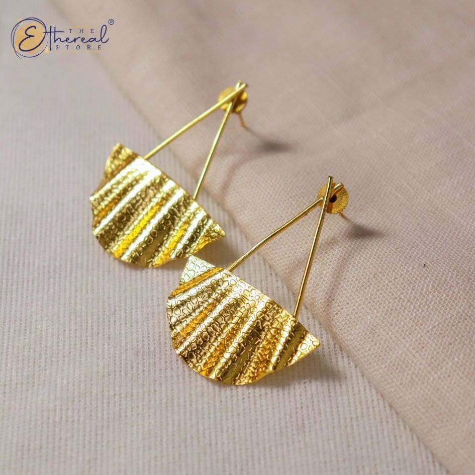 Gold Crinkle Danglers