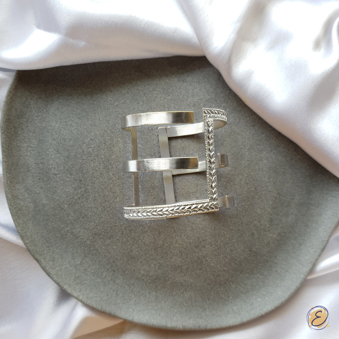 Cleo Cuff