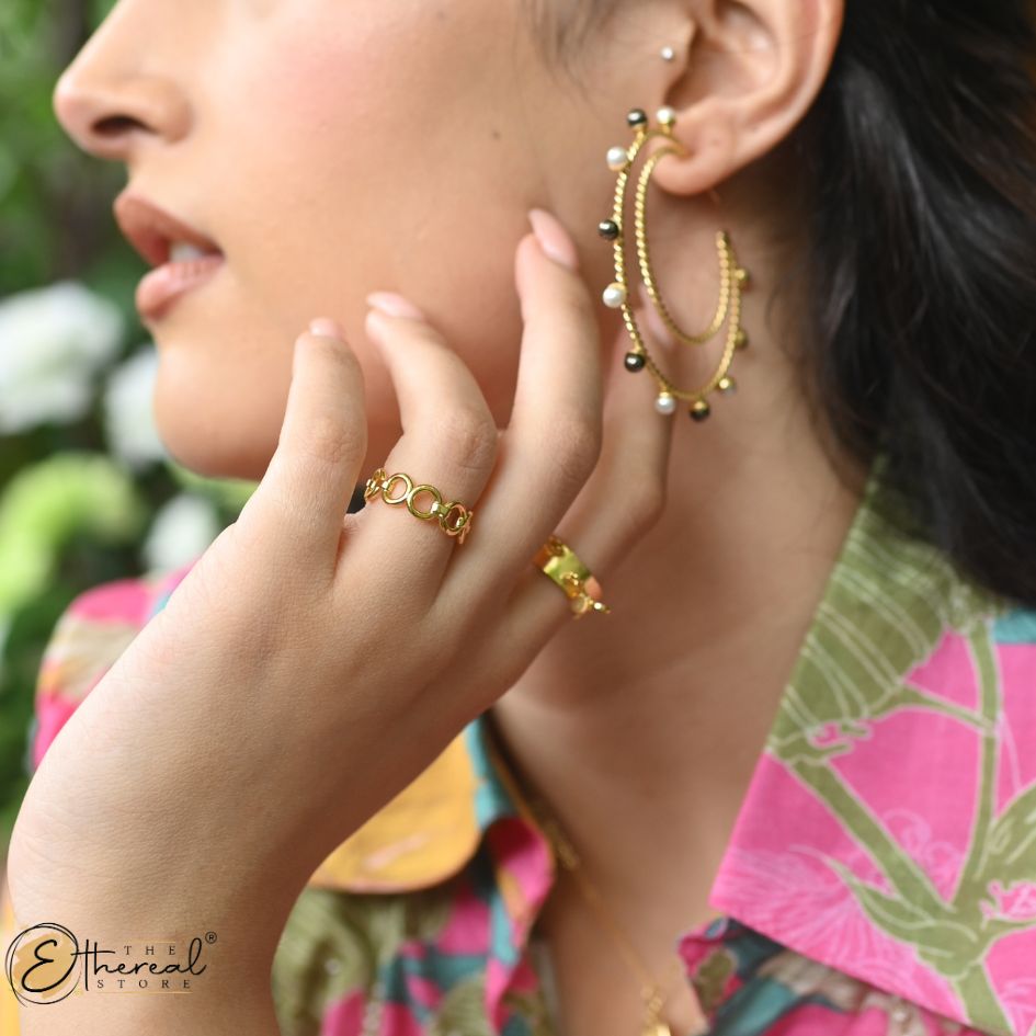 Gold Link Ring
