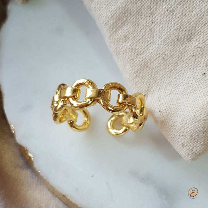 Gold Link Ring