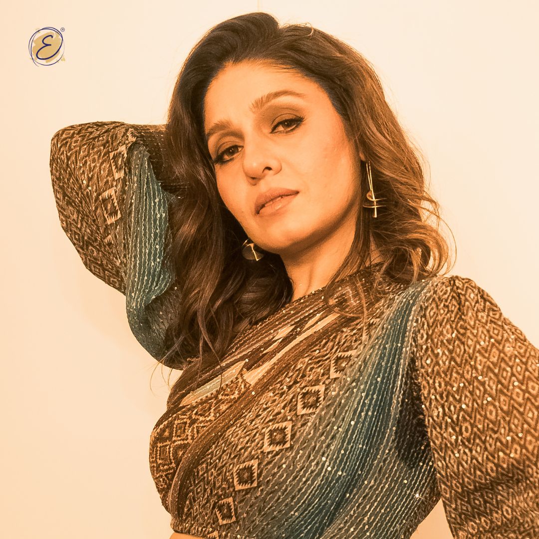 Sunidhi Chauhan in Spin Danglers