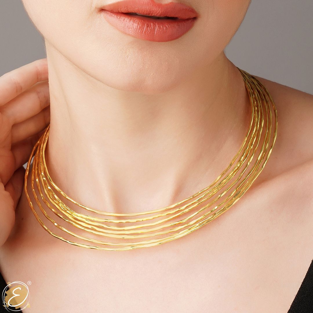 Streak Neck Cuff Gold