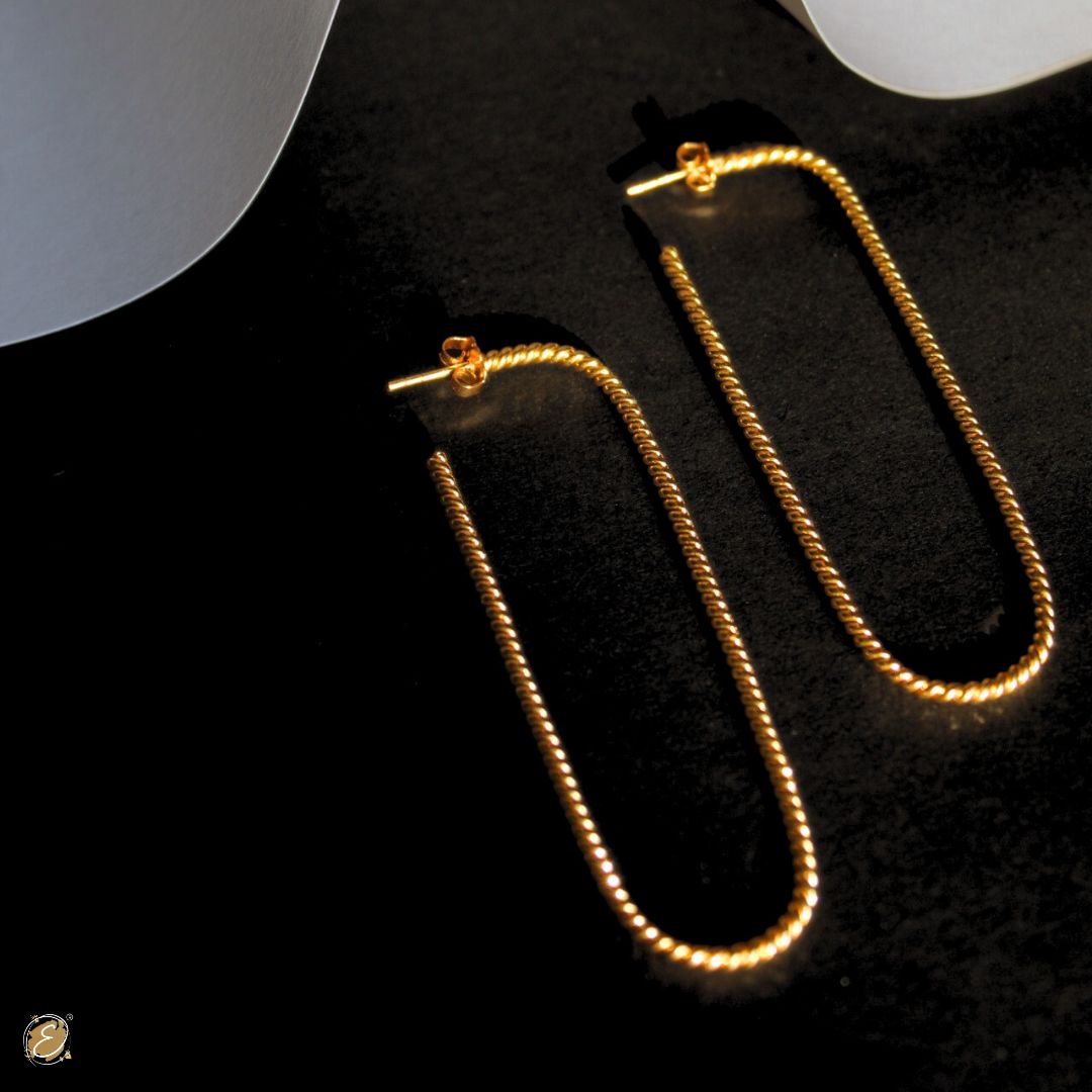 Sleek U-shaped twisted gold hoop earring – Ultra by The Ethereal Store, hand-braided and 18k gold plated for a chic finish