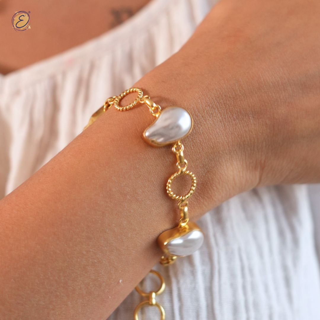 Asymmetric Baroque Bracelet