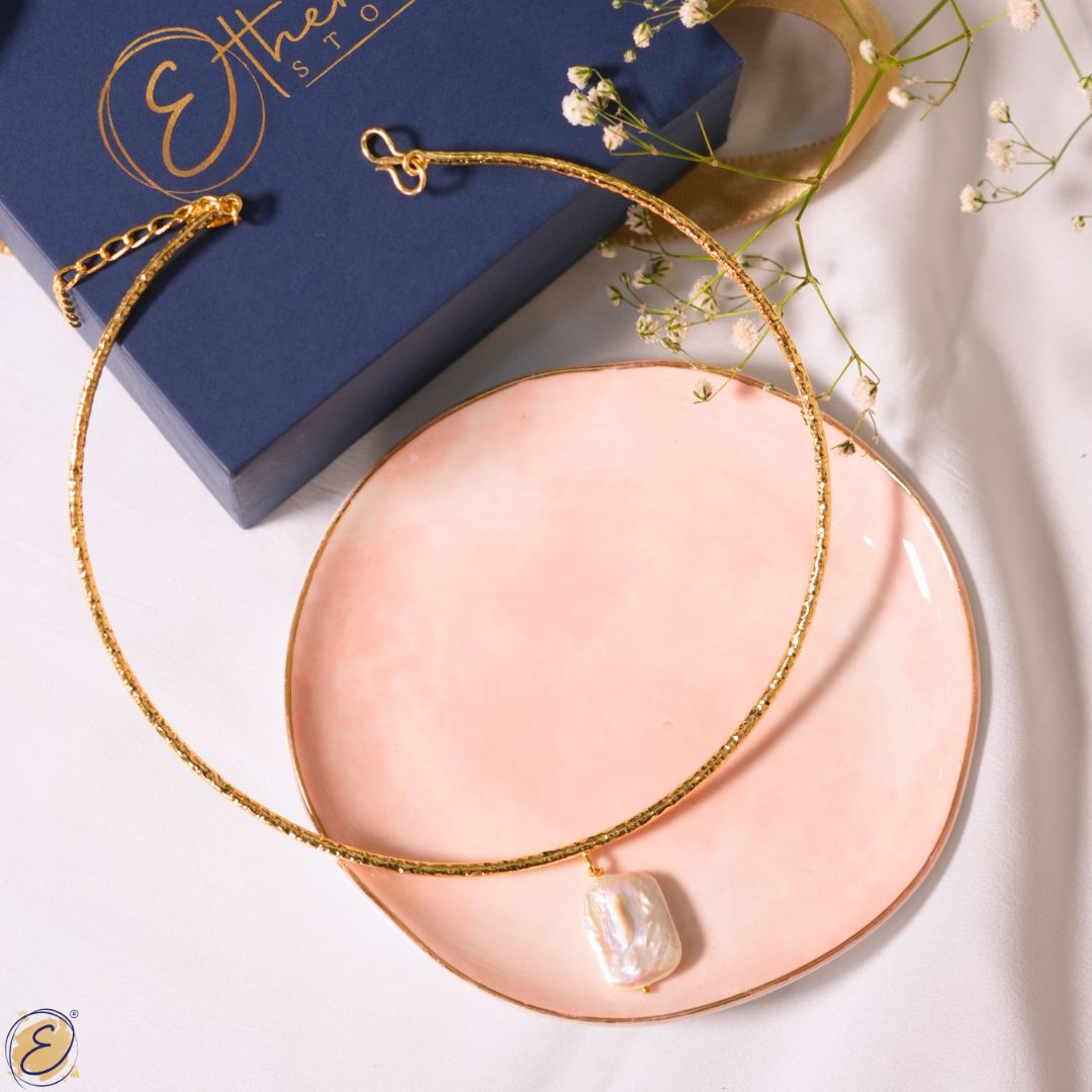 Petite Baroque Neck Cuff