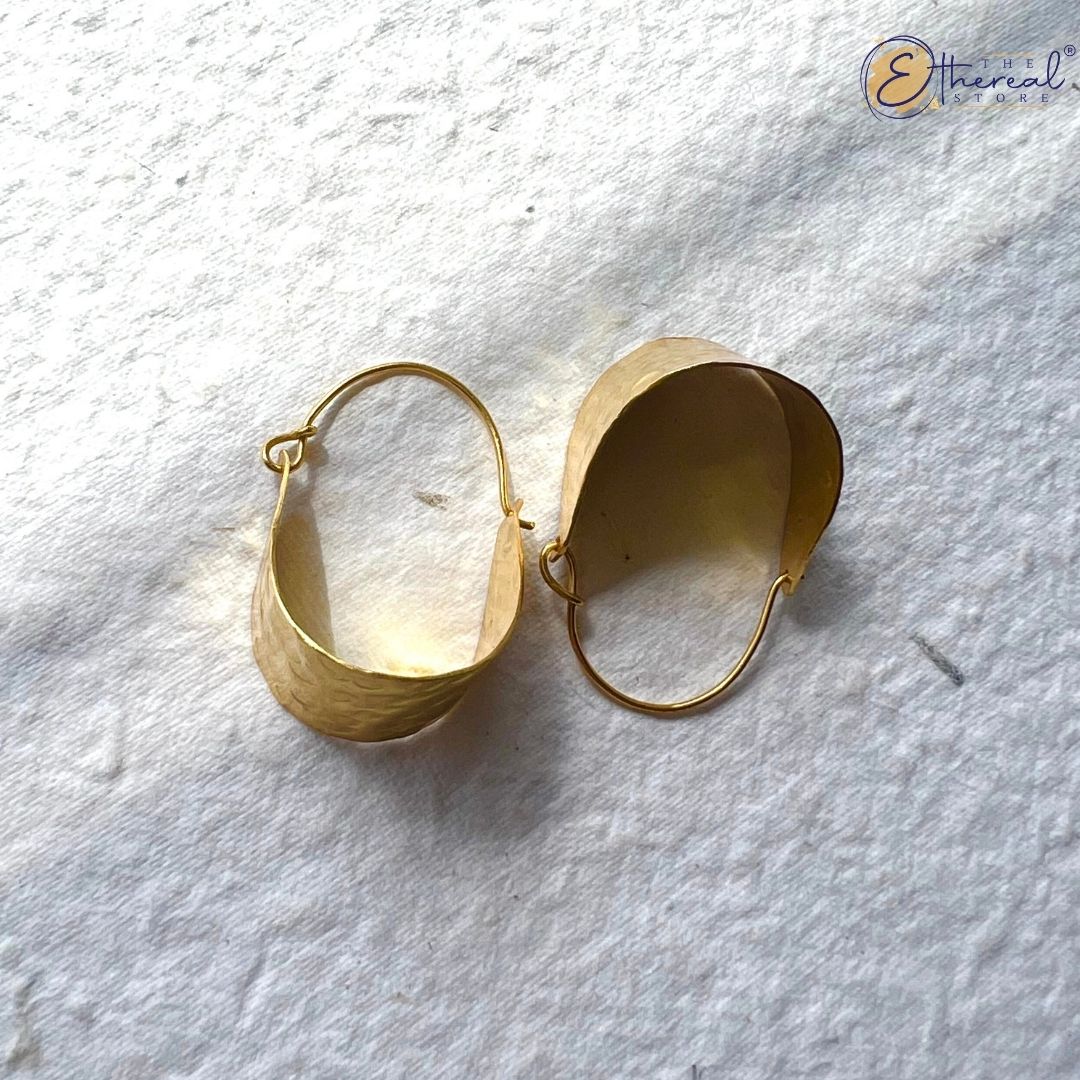 Celine Hoops