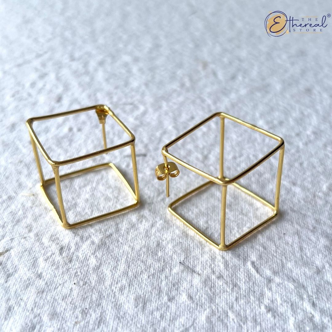Cube Studs