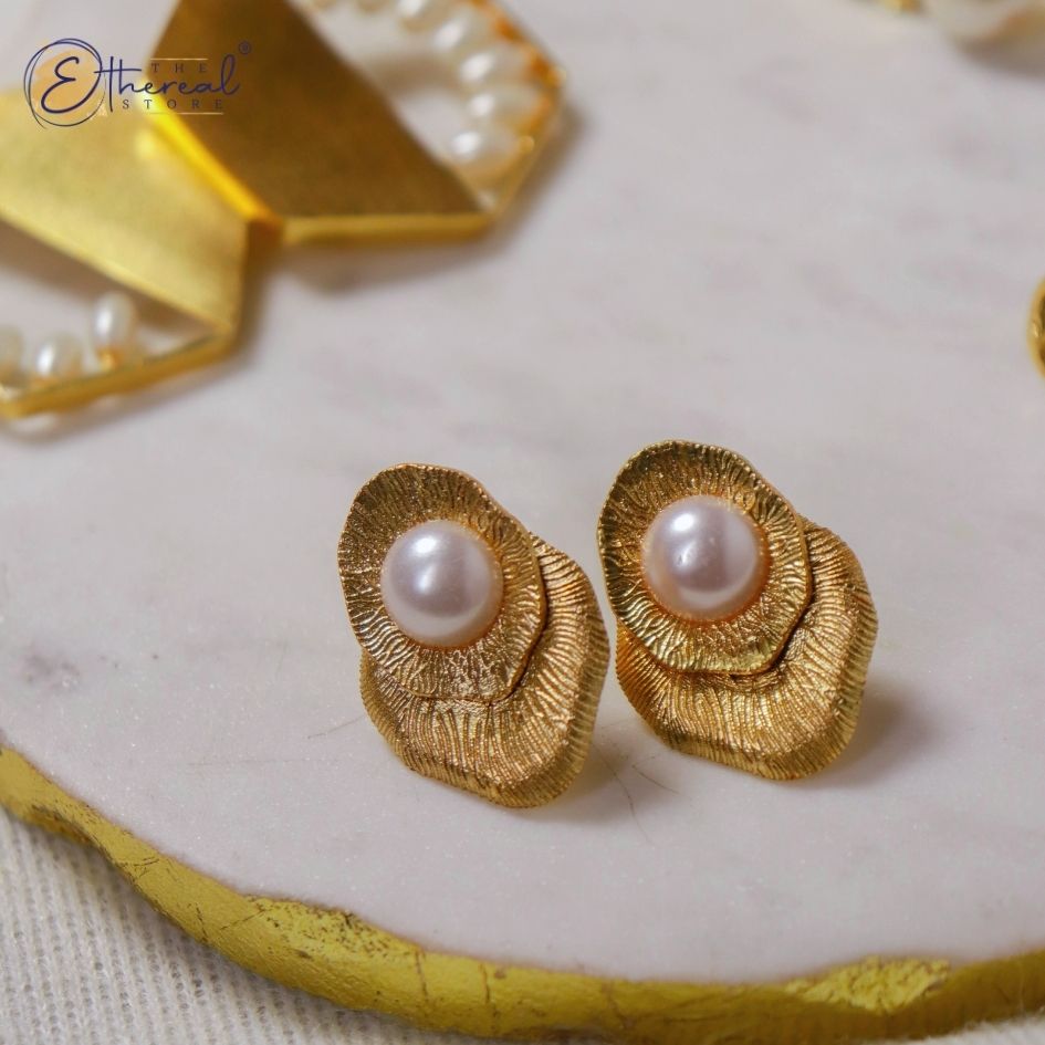 Prakriti Kakkar in Leaf Pearl Studs