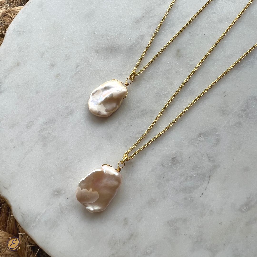 Solo Pearl Necklace
