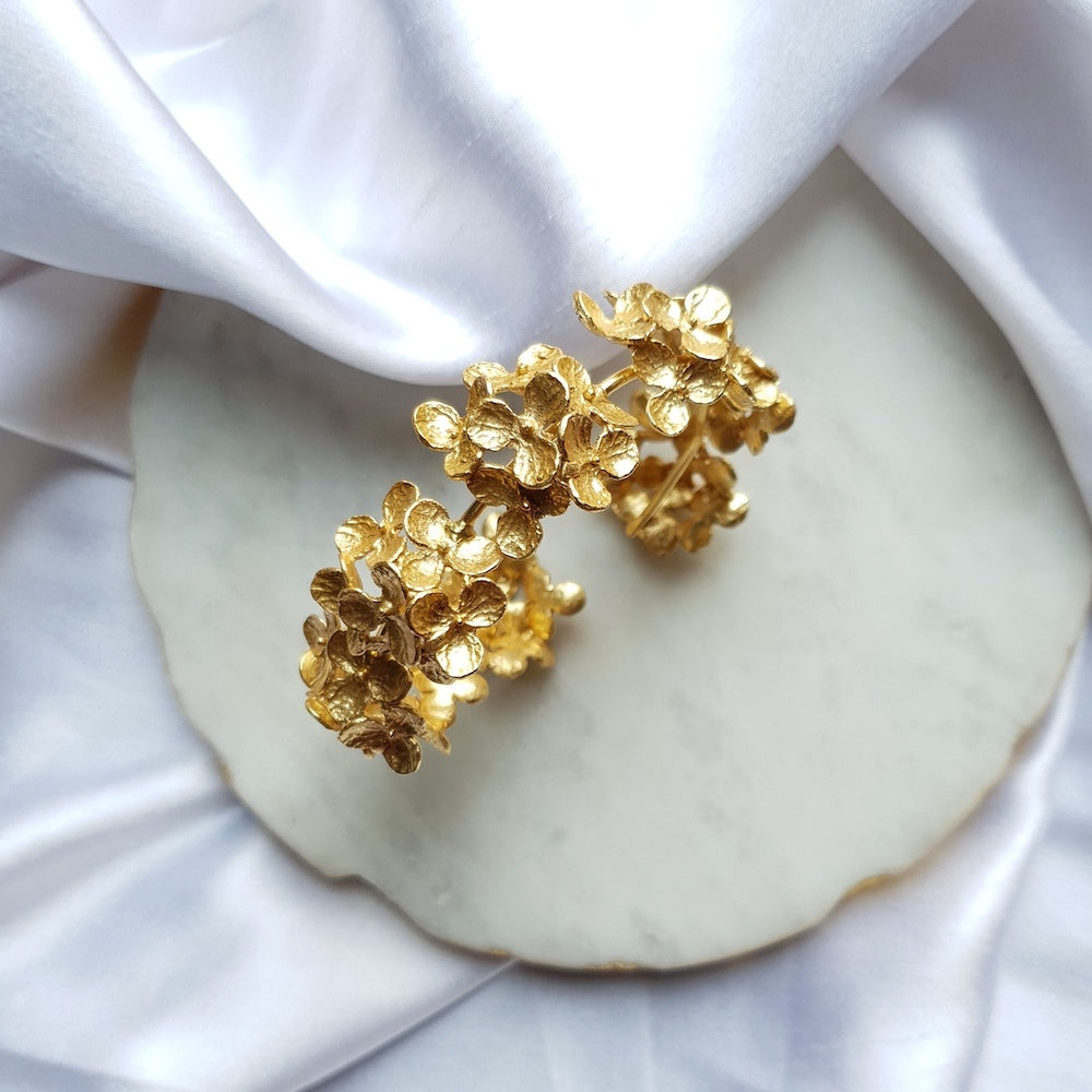 Clustered Daffodil Cuff