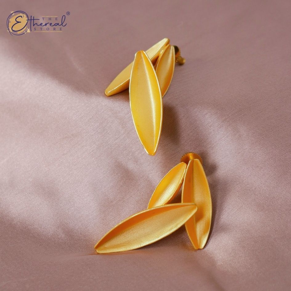 Clustered Xenia Studs