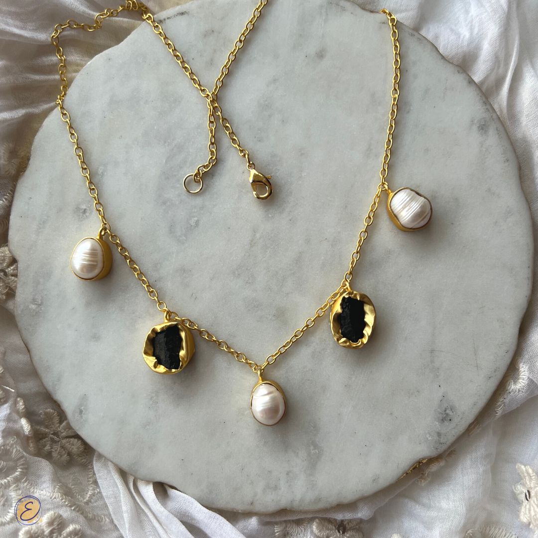 Rooh Agate Necklace