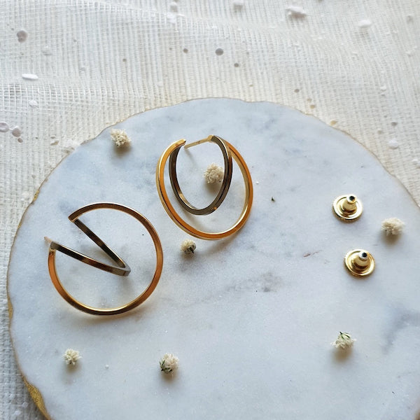 Looped Studs
