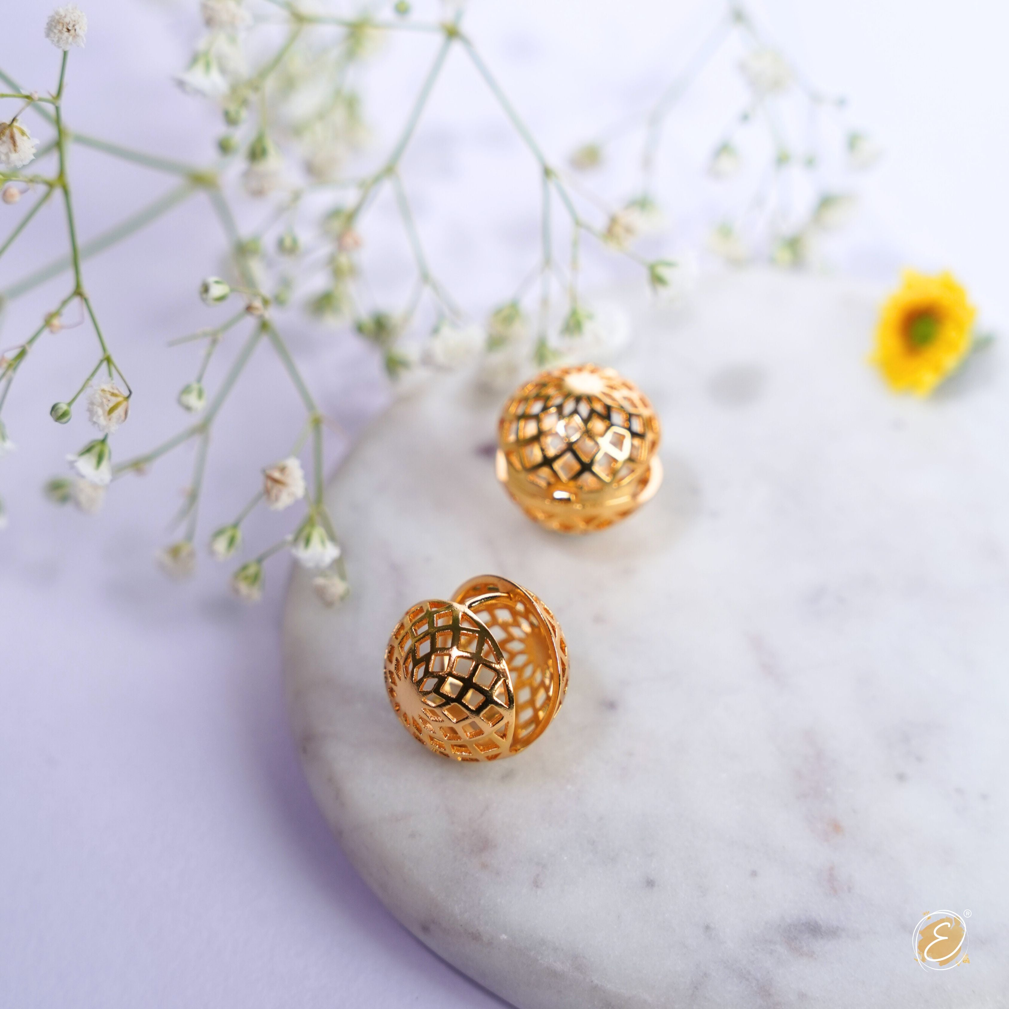 Mandala Marble Huggies