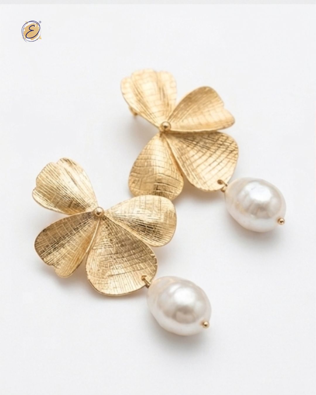 Hibiscus Pearl Drops Gold