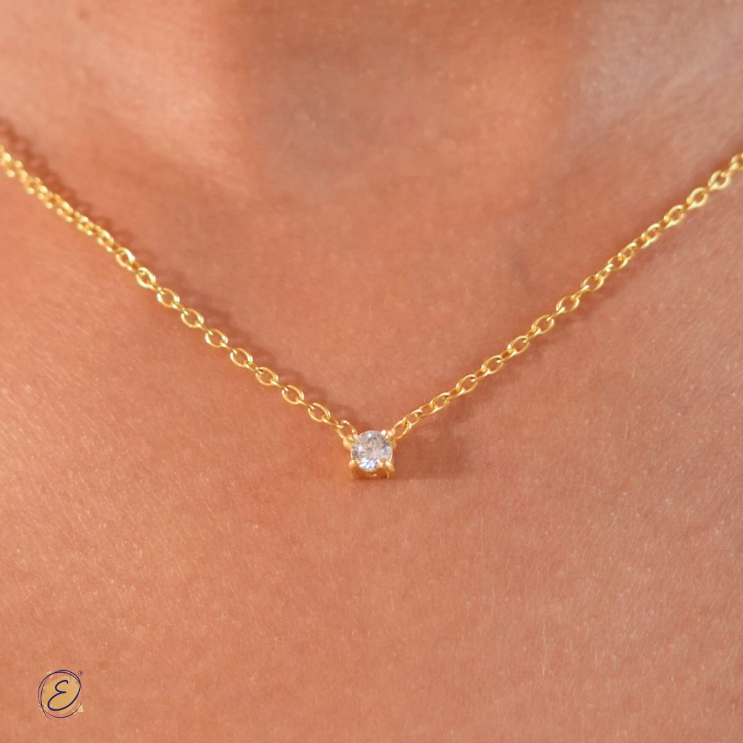 Solitaire Round Dainty Necklace