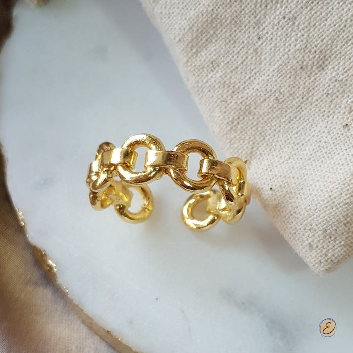gold finger ring link