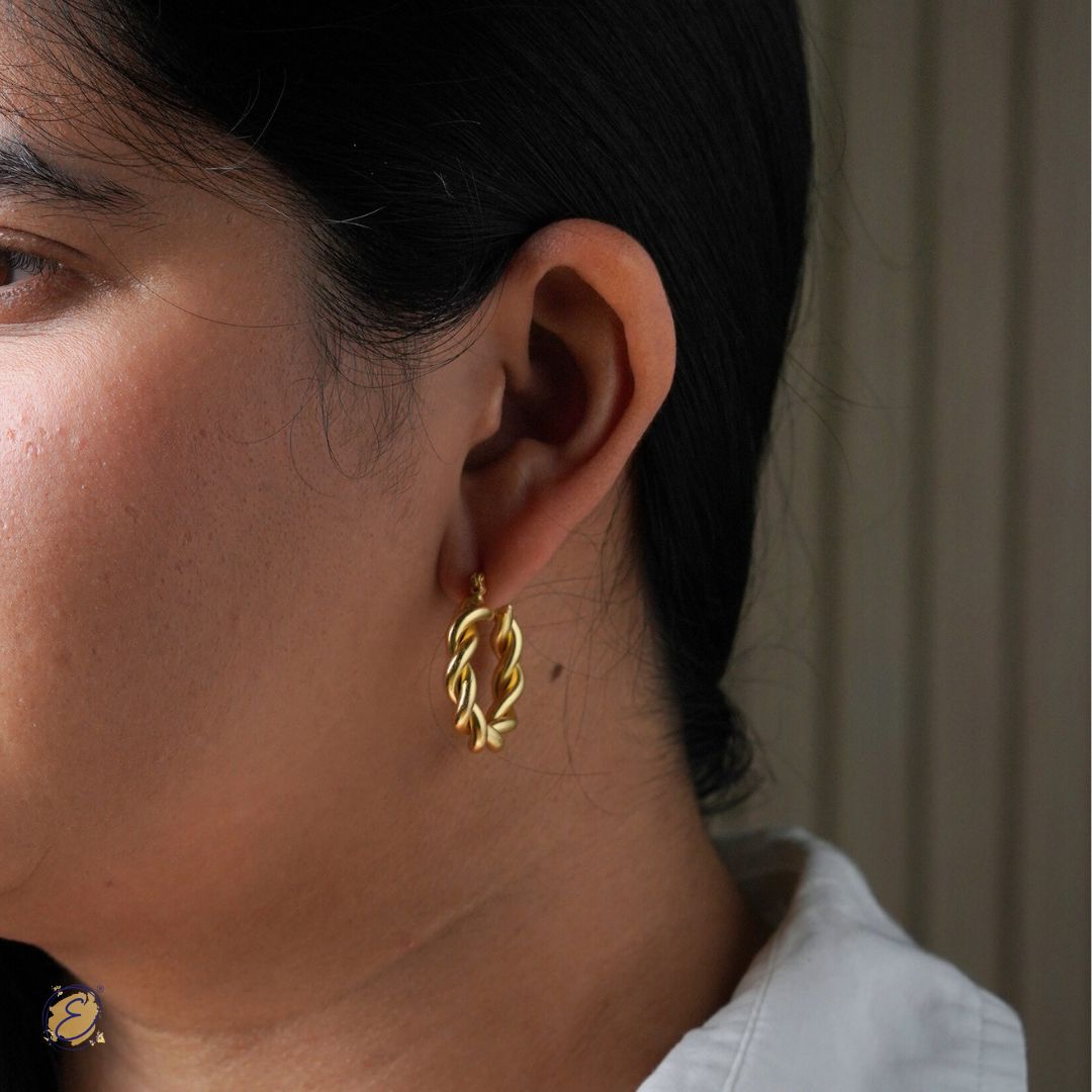 gold earring