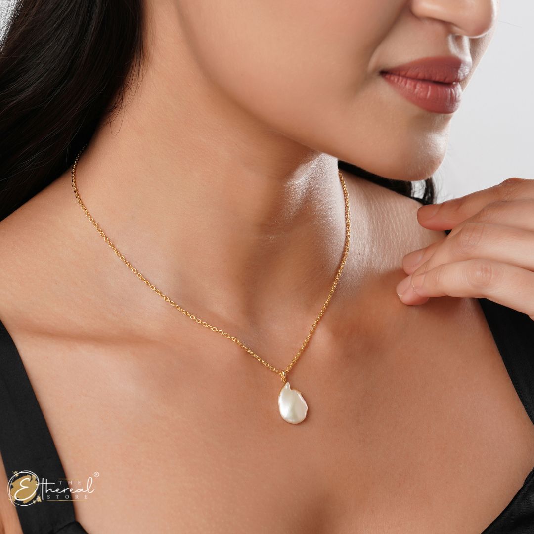 Single Pearl Pendant Necklace / Solid Sterling Silver / Ivory White Round  Freshwater Pearl